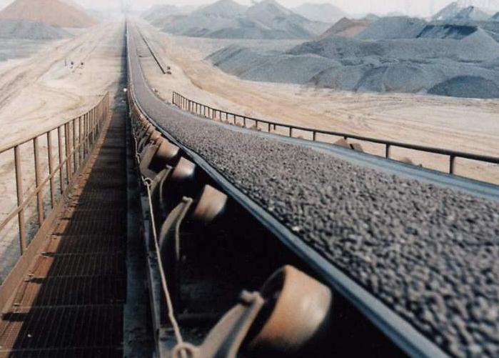 远距离皮带输送机